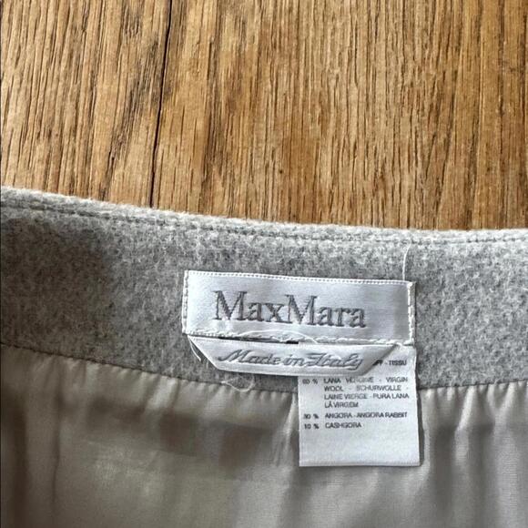 Max Mara Italy Light Gray Skirt and Jacket Set Wool - Picture 14 of 15